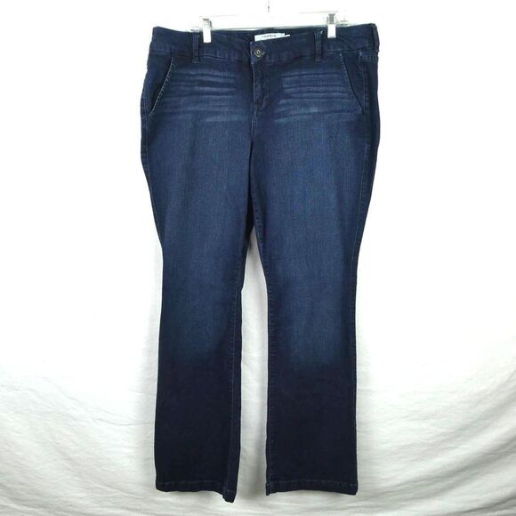 Torrid Plus Size Medium Wash Boyfriend Straight Leg Denim Blue Jeans SIze 18T - Picture 1 of 10